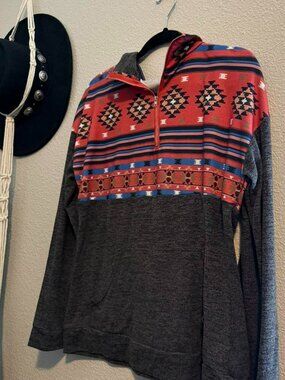 Aztec print 3/4 zip